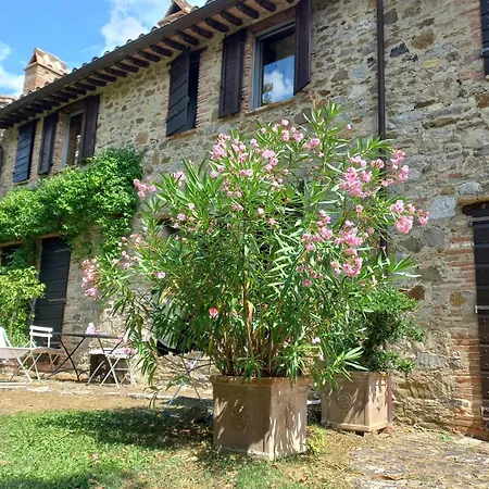 Authentic Italian Feeling - Montelagello * مارشانو